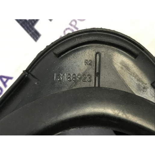 Уплотнитель стекла двери передней правой Opel Corsa D HB 5дв. 2006-2014 13188923